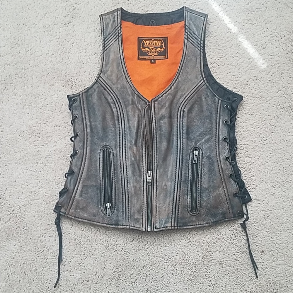Milwaukee vest